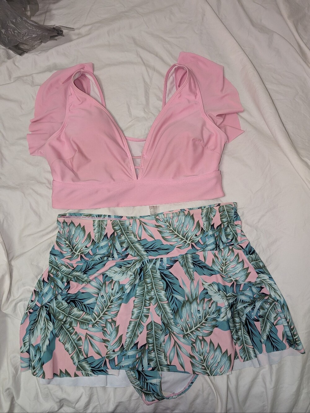 SHEIN Pink Tropical Leaf Skater Skirt